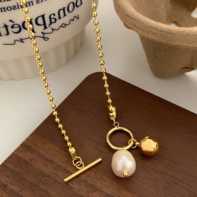 Toggle Pearl 18k Gold Plated